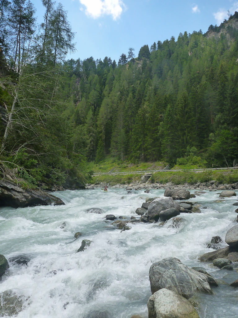 Inn Schulser Strecke bei 24m3/s